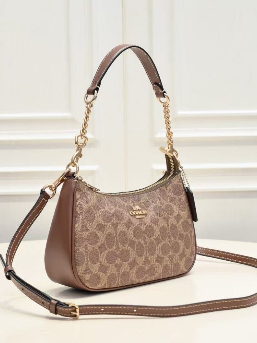 Coach Teri Shoulder Bag (CV933) - Picture 2 of 8